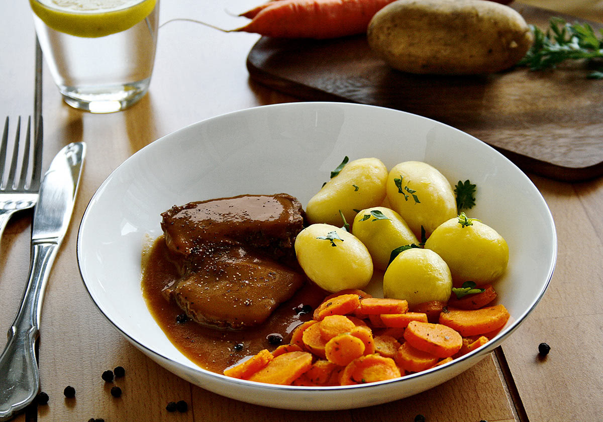 Sauerbraten „Fränkischer Art“ als Fertigmahlzeit | diaeko.de