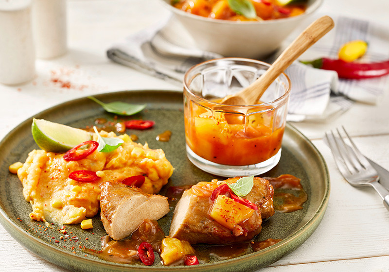 Veggie Filet in Mango-Zwiebel-Chutney mit Kartoffel-Süßkartoffel-Stampf