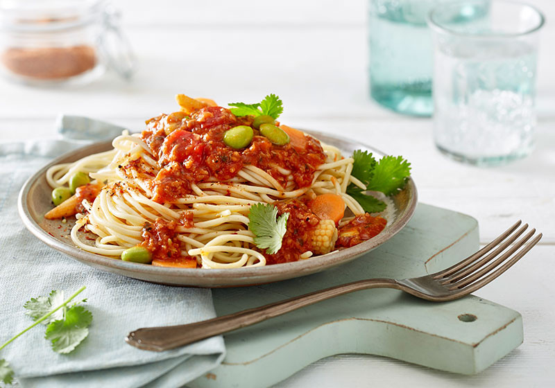 Thai Bolognese vegan mit Spaghetti