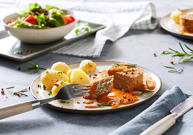 vegetarischer-hackbraten-gruene-bohnen-salzkartoffeln